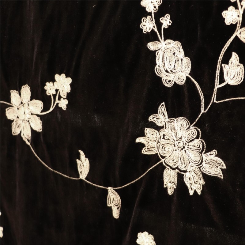 The fabric of sleeping dress e - огляд і ціна Velvet Fabric Embroidery