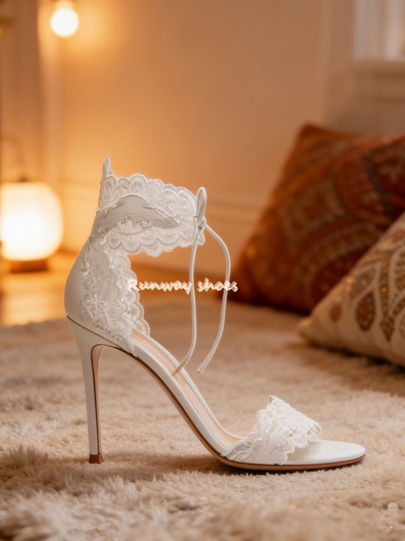 Lace Fabric Lace Single Buckle - огляд і ціна Embroidery White