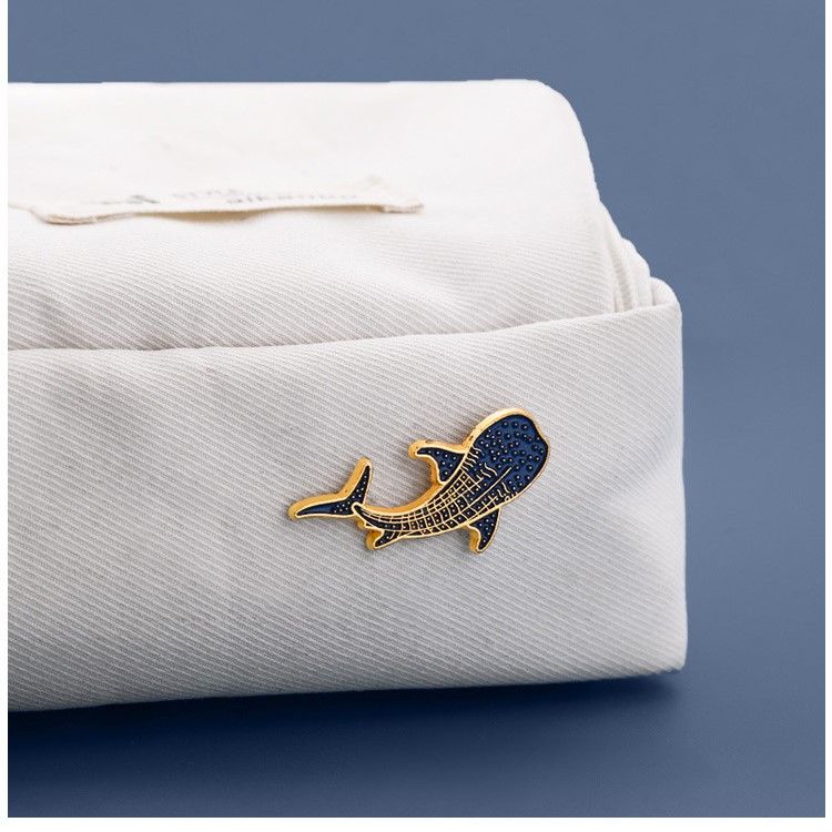 Cute Blue Whale Dolphin Brooch - огляд і ціна Embroidery Whale