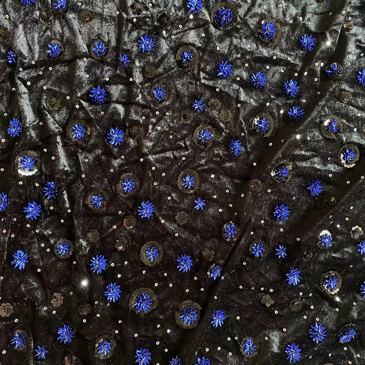 Velvet rolls bead tubes gold e - огляд і ціна Velvet Fabric Embroidery