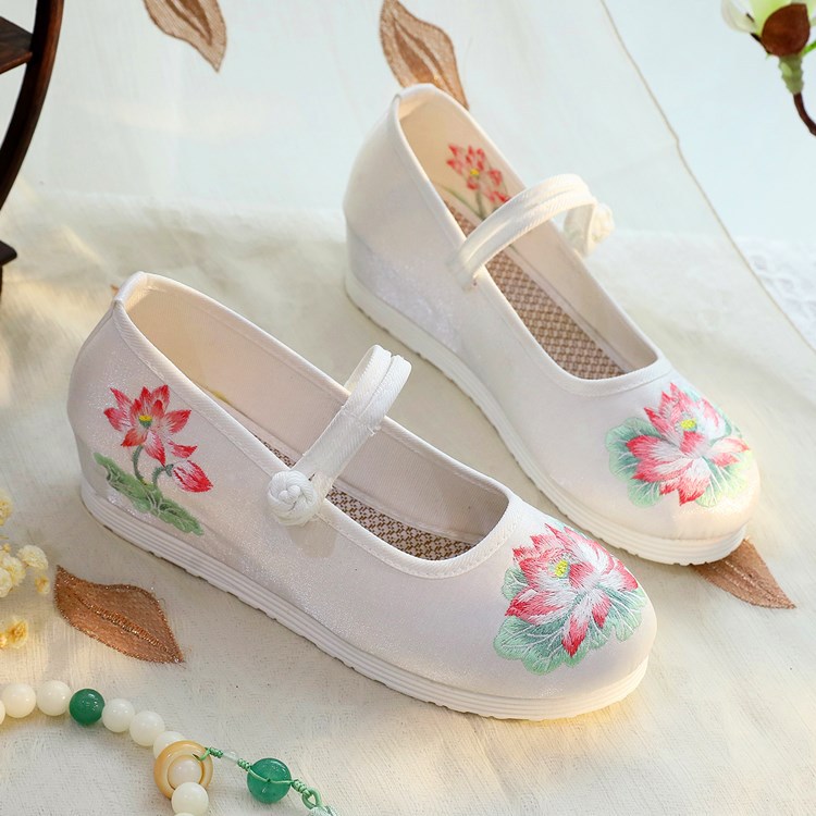 2026 Women's White & Green Lot - огляд і ціна Embroidery White