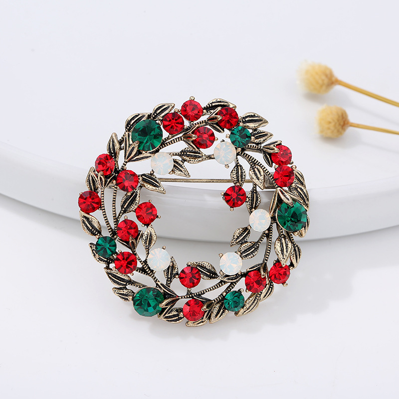 Christmas series jewelry brooc - огляд і ціна Embroidery Kaftan
