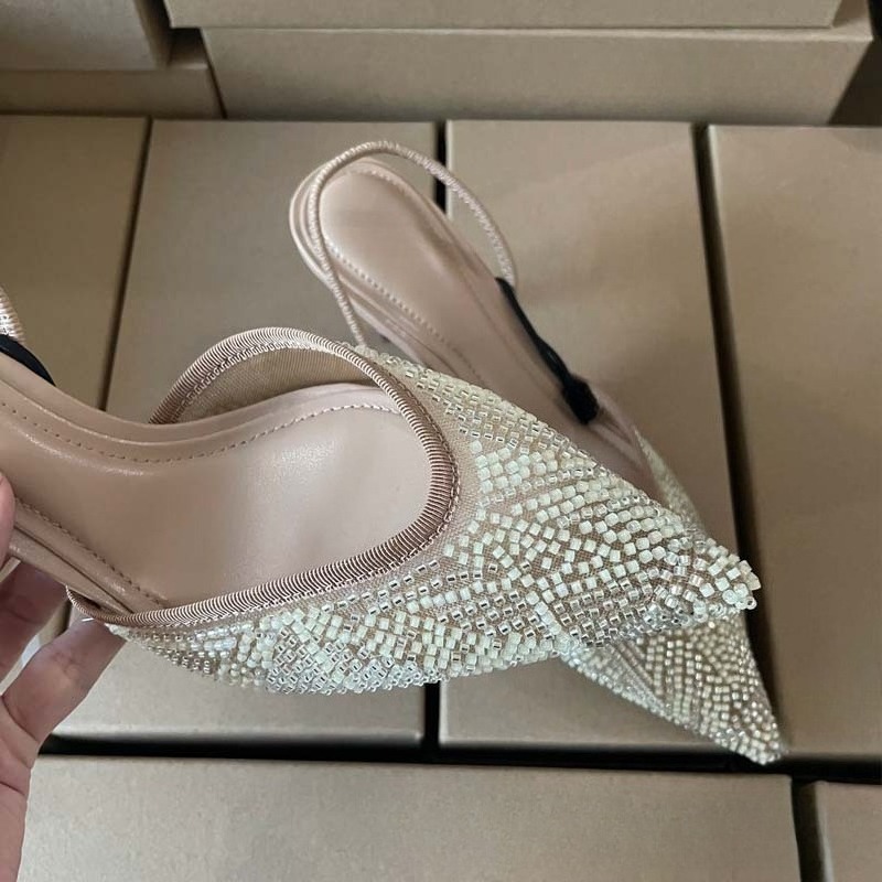Autumn Luxury Women Dress Pump - огляд і ціна Embroidery Beads