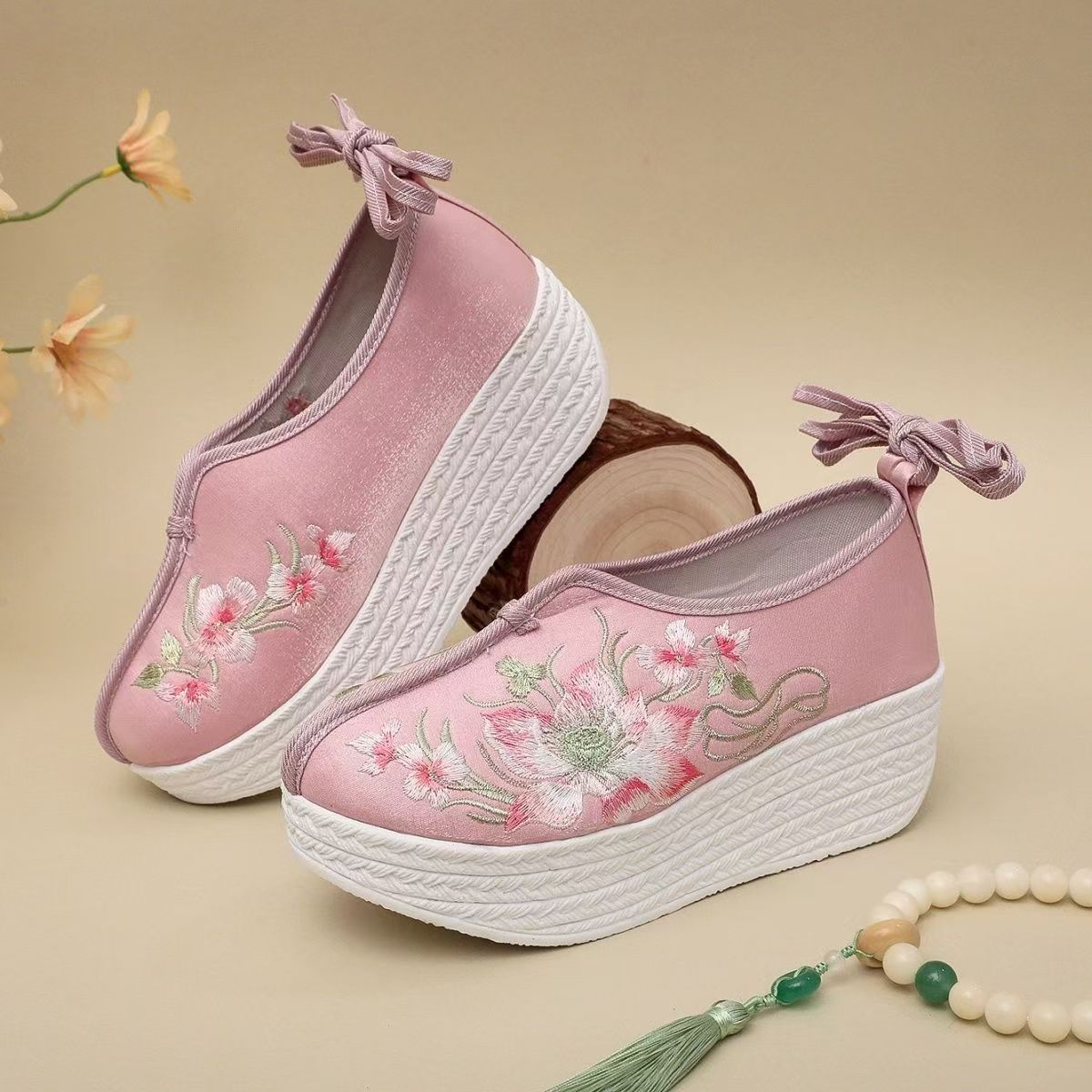 Woman Ethnic Style Wedges Embr - огляд і ціна Embroidery Style