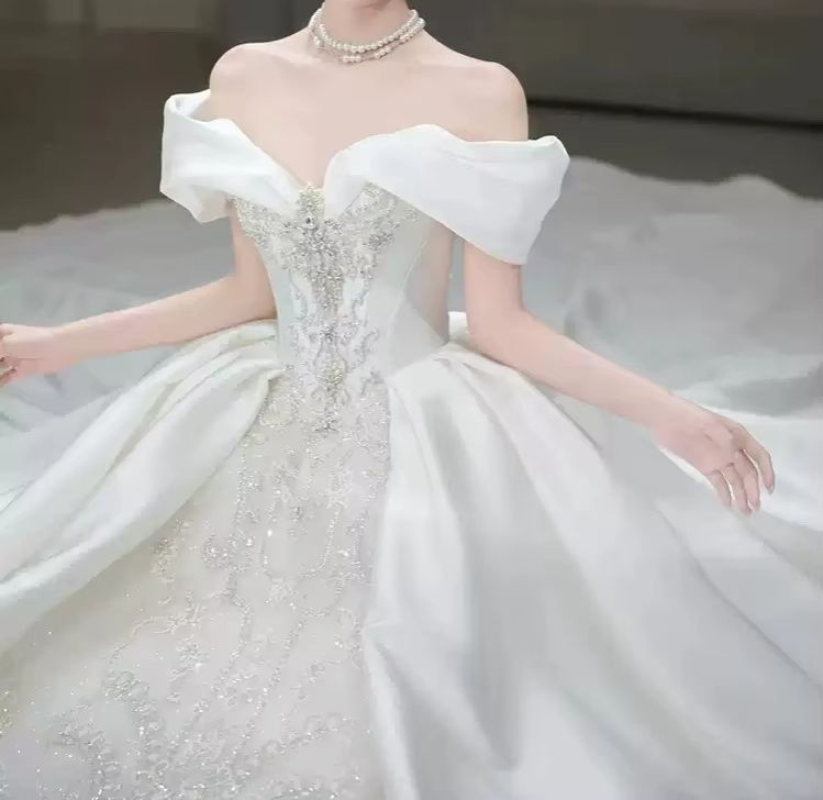 Chic Wedding Dresses Off Shoul - огляд і ціна Embroidery Beads